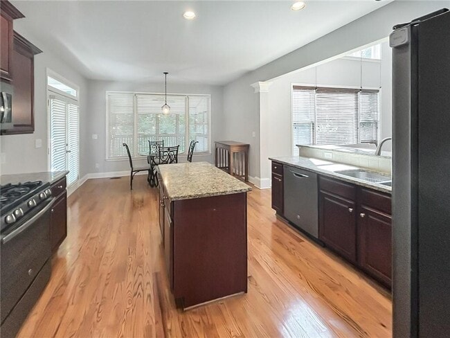 Building Photo - 4918 Shallow Creek Trail NE