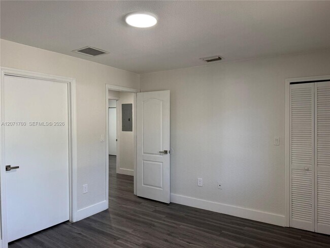 Building Photo - 580 NW 58th St