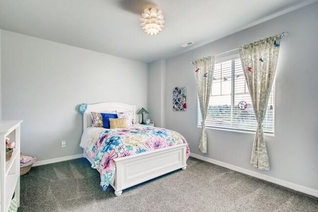 Building Photo - Gorgeous 4 bedroom home in Cordera