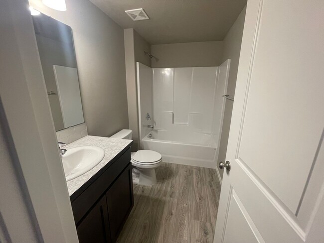 Building Photo - West Valley Home with Underground Sprinklers and Garage