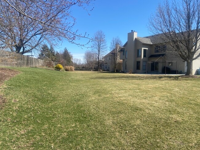 Building Photo - 720 Kendridge Ct