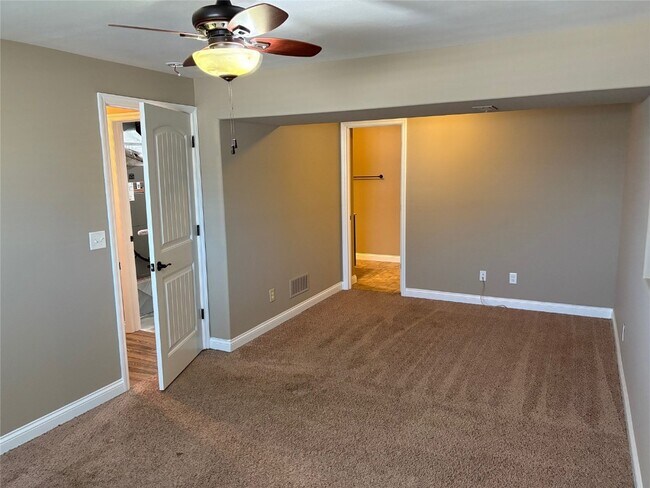 Building Photo - 1118 Marathon Dr