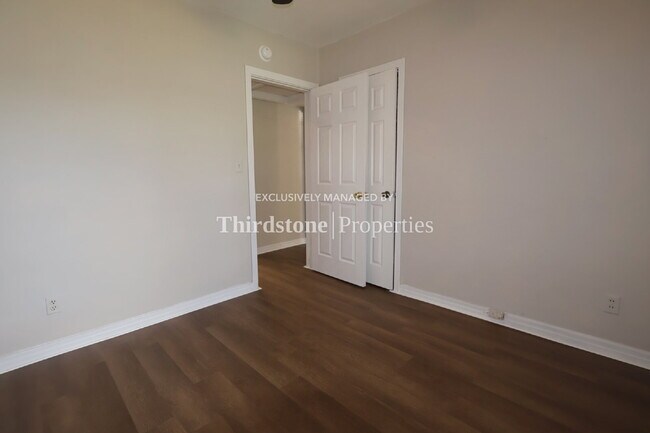 Building Photo - 789 Gardenia Ln