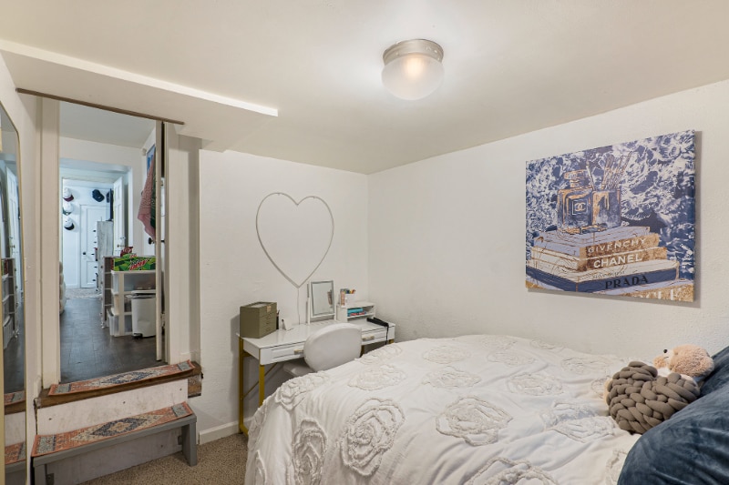 Building Photo - 929 11th St