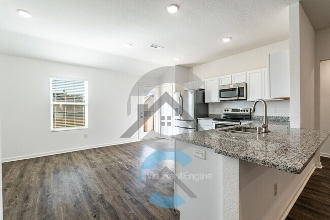Building Photo - 1155 Gallery Dr