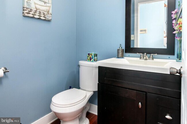 Building Photo - 5444 E Nithsdale Dr