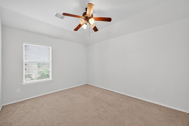 Building Photo - 21583 Rose Mill Dr