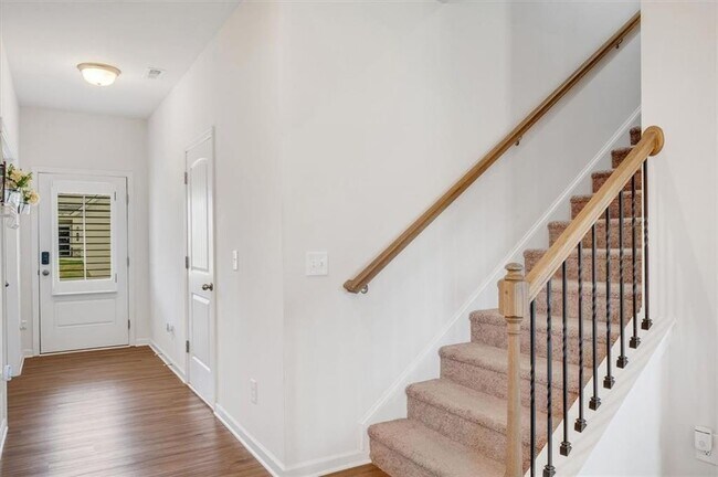 Building Photo - 317 Lucyanna Ln