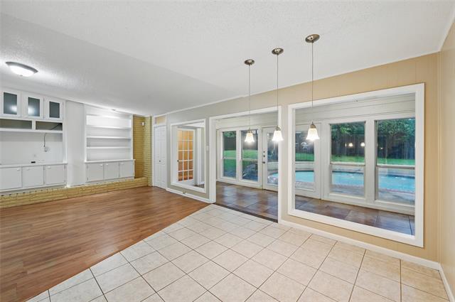 Building Photo - 1425 Wreyhill Dr