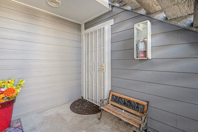 Building Photo - 3474 S Eagle St