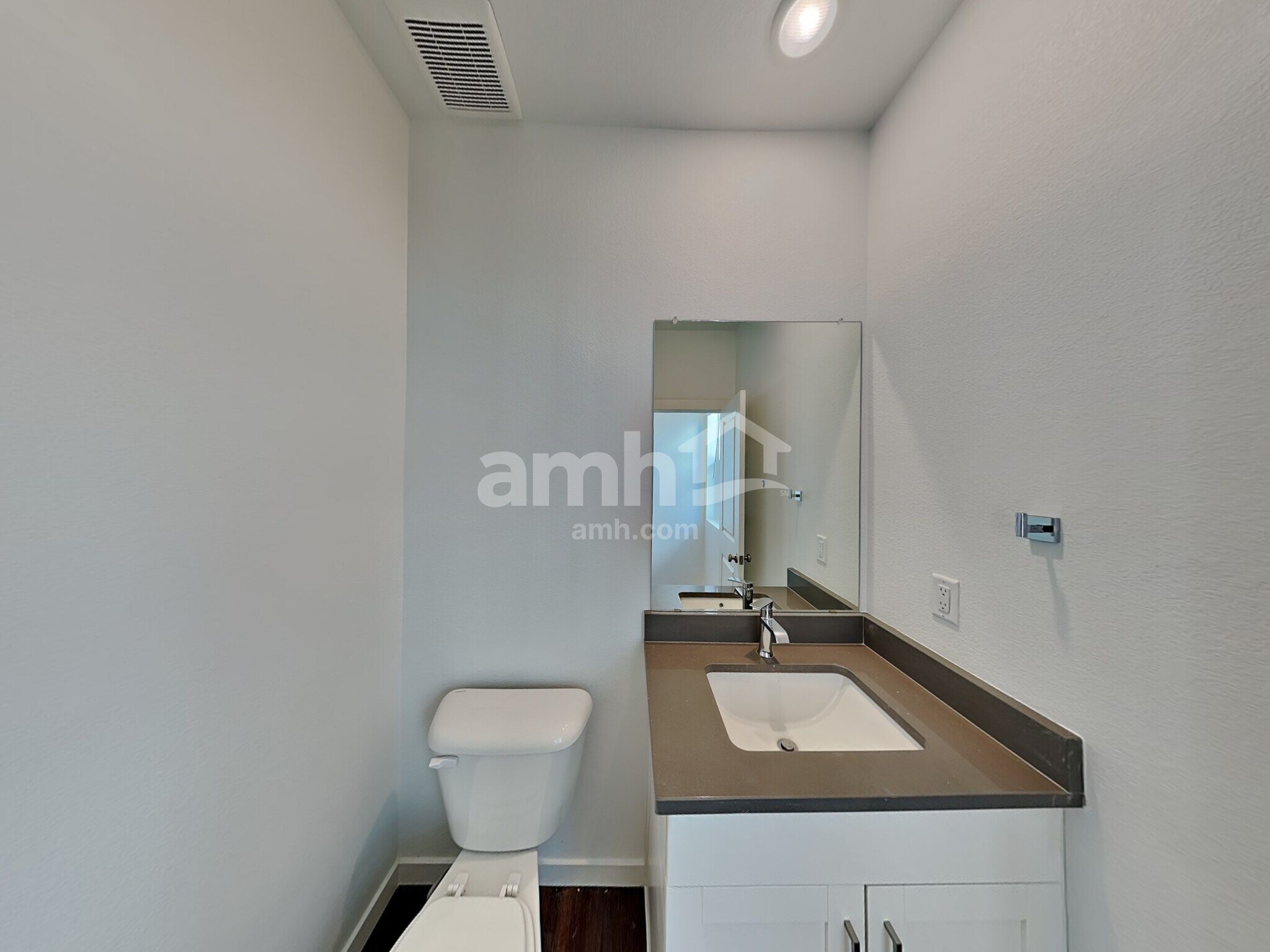 Building Photo - 384 N Addison Way