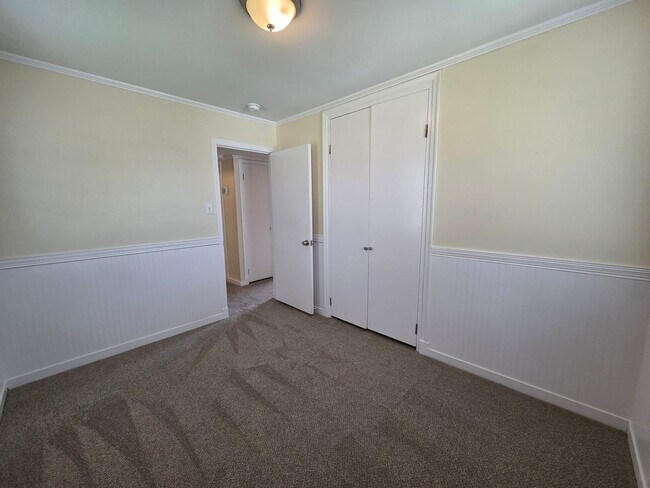 Building Photo - LAKELAND HOMES