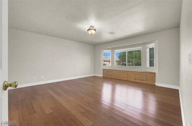 Building Photo - 32 Myrtle Beach Dr