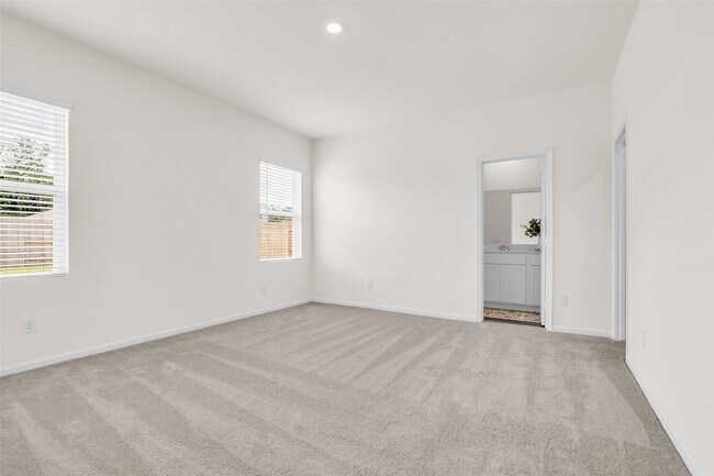 Building Photo - 18669 Shauna Danielle Dr