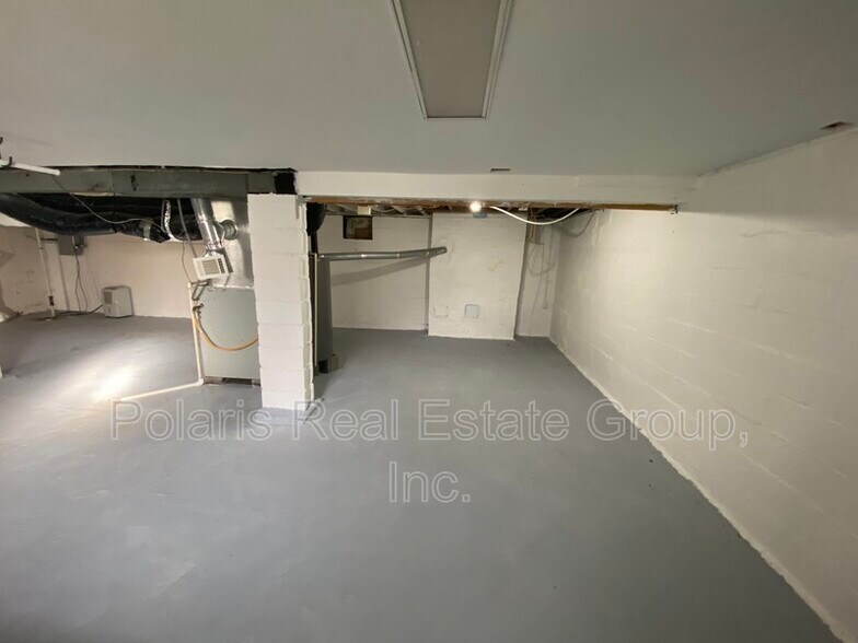 Building Photo - 1102 N Emerson Ave