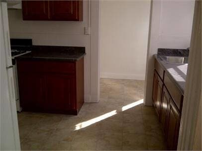 Building Photo - 1849 Page St