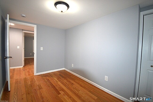 Building Photo - 17 Railroad Ave