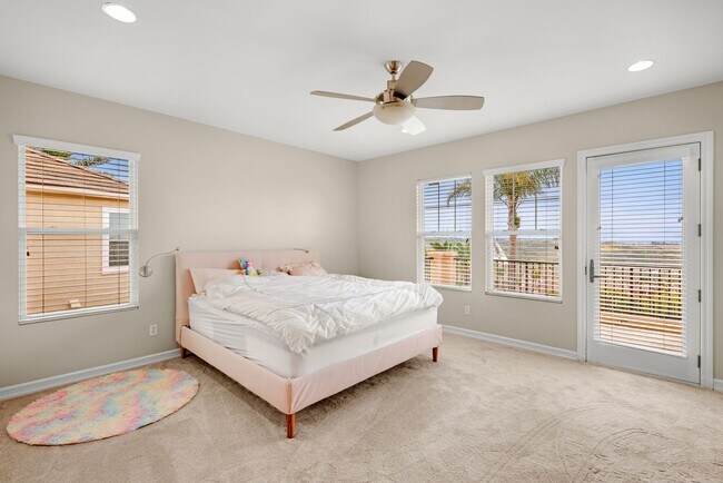 Building Photo - Ocean View Oasis - Saltwater Pool & Spa, P...