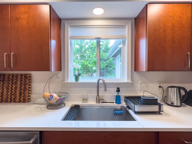 Building Photo - Charming and Cared for 3 bedroom, 1 bath home in the Brentwood-Darlington Neighborhood.