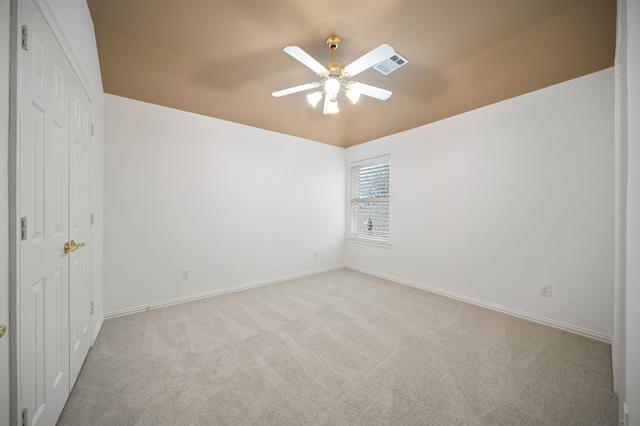 Building Photo - 15801 Waterview Dr