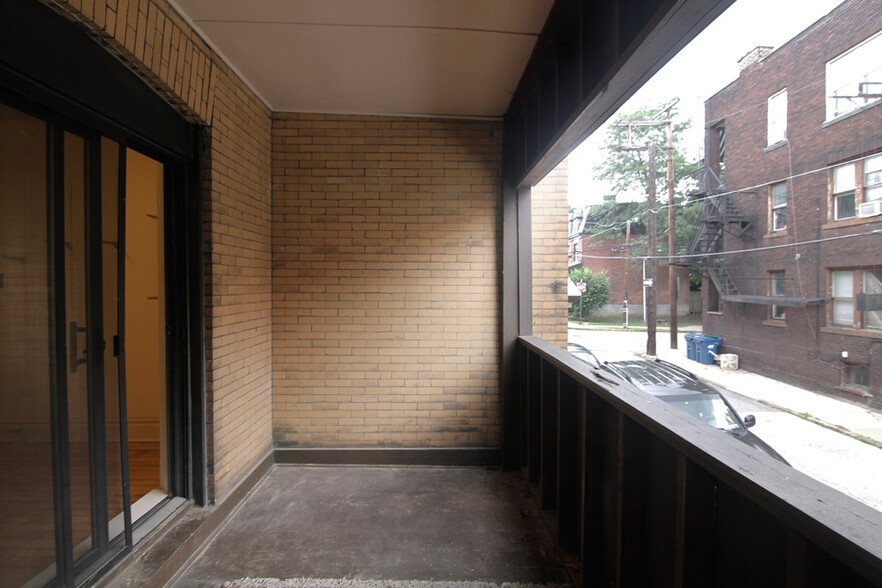 Building Photo - 228 Union St