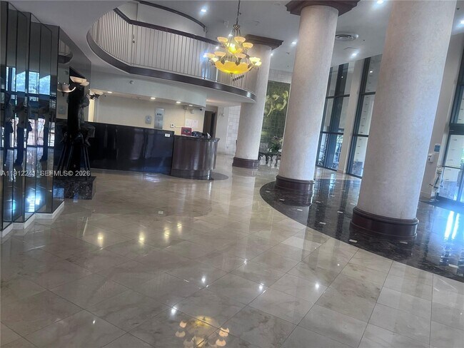 Building Photo - 10185 Collins Ave