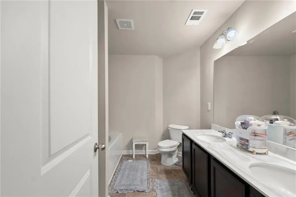 Building Photo - Room in Townhome on Chatham Ridge Dr