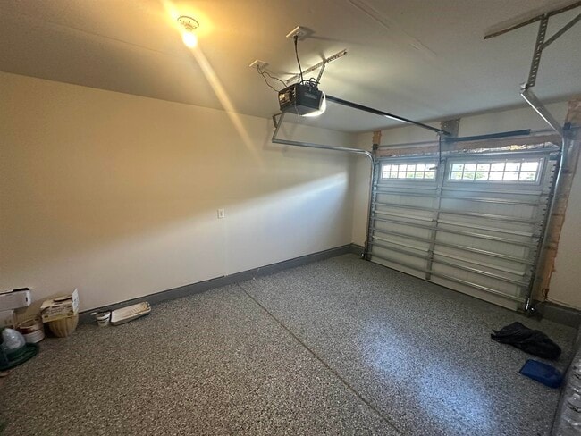 Building Photo - 146 Villa Grande St