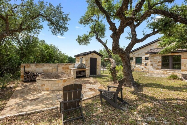 Building Photo - 3400 Tuscany Dr