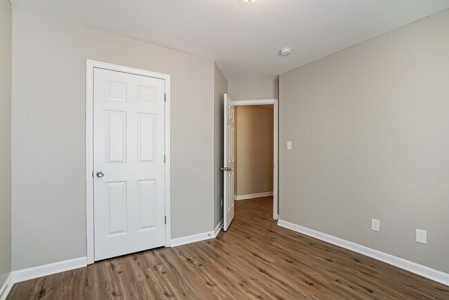 Building Photo - 69 Nancy Ct