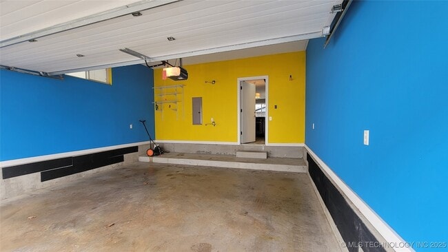 Building Photo - 1430 S Quincy Ave