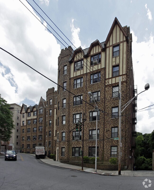 8290 Caryl Ave 8290 Caryl Ave Yonkers NY 10705 Apartment Finder