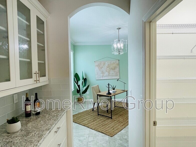 Building Photo - 8513 Grand Aspen Wy