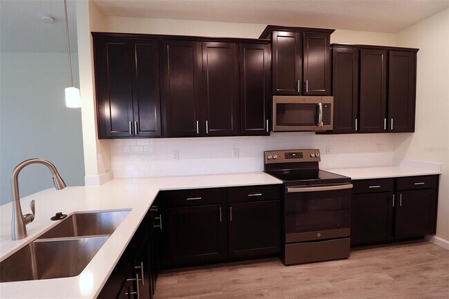 Building Photo - 291 Muscogee Ln