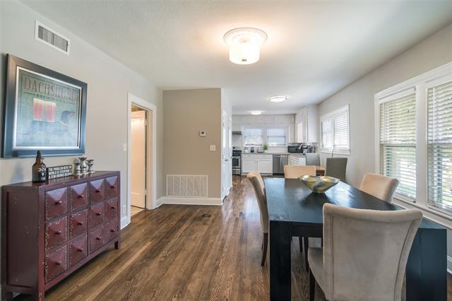 Building Photo - 5902 Velasco Ave