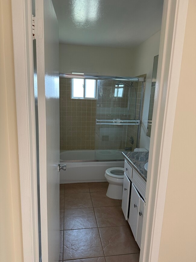 Building Photo - 3979 Mount Everest Blvd