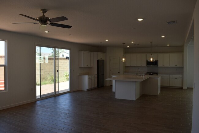 Building Photo - 1184 Atlantica Dr S