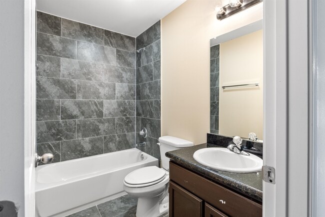 Building Photo - 5529 Shorthorn Dr