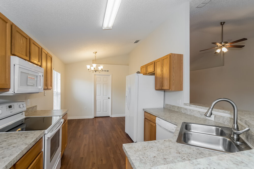 Building Photo - 3003 Valkyrie Rd