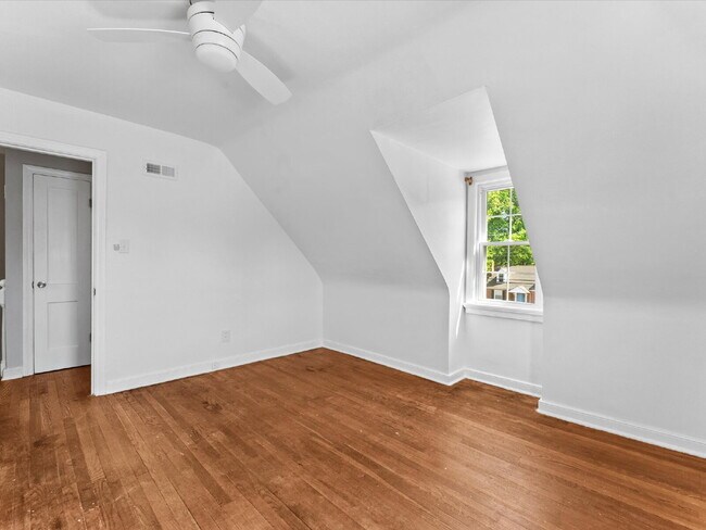 Building Photo - 7602 Woodman Rd