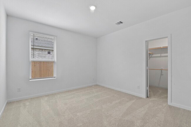 Building Photo - 2934 Palm Branch Dr