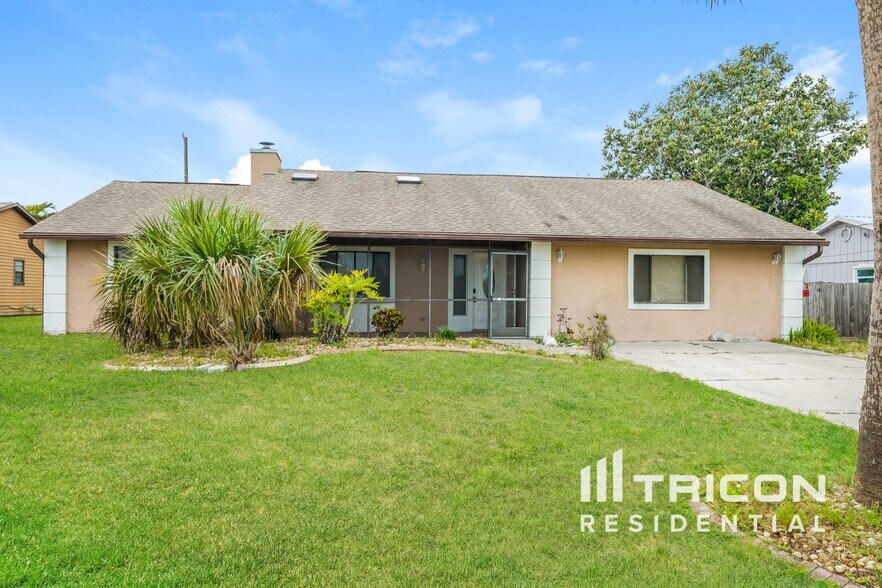 Primary Photo - 2360 Date Palm Dr