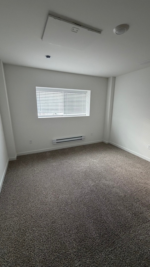 Building Photo - 2637 Santa Fe Drive