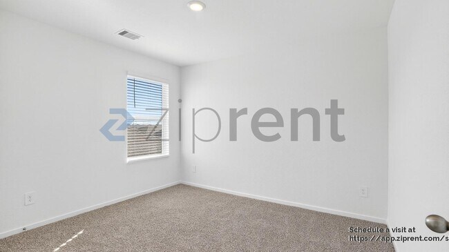 Building Photo - 3076 Dylan Skyland Dr