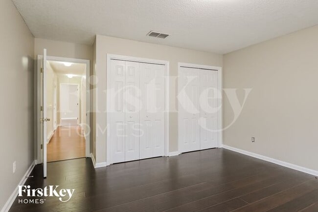 Building Photo - 586 Timber Trace Ct