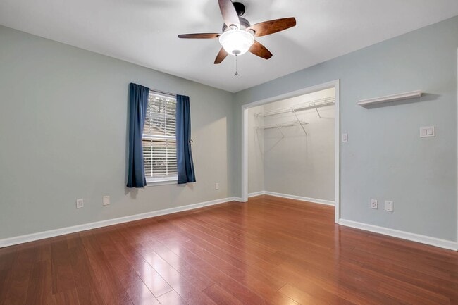 Building Photo - Killearn Estates 4 Bedroom Brick Home