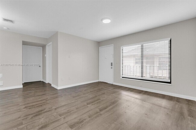 Building Photo - 15348 SW 72nd St