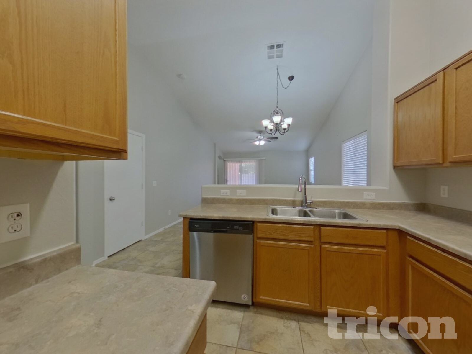 Building Photo - 35770 W Velazquez Dr