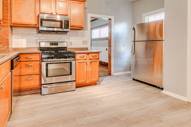 Building Photo - 1709 NW 32nd St