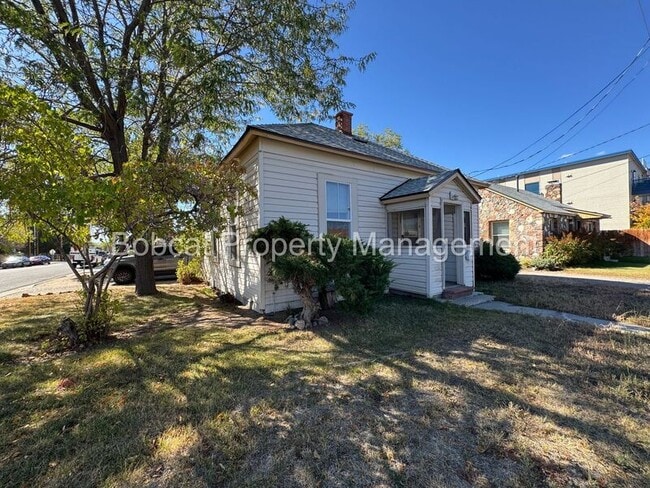 Building Photo - 117 E Adams St